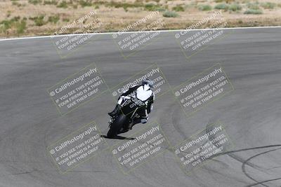 media/Apr-20-2025-AHRMA (Sun) [[393a79c373]]/Race/Group 8/Turn 4b/